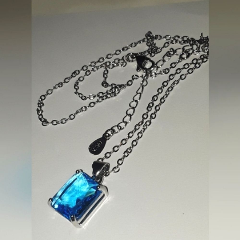Elegant 925 Blue Cubic Zirconia Chain Necklace